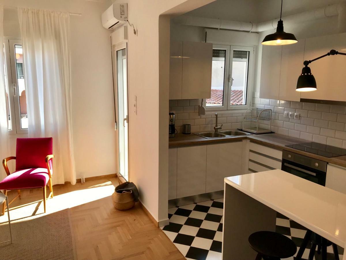 My Megaro Flat Lägenhet Aten Exteriör bild