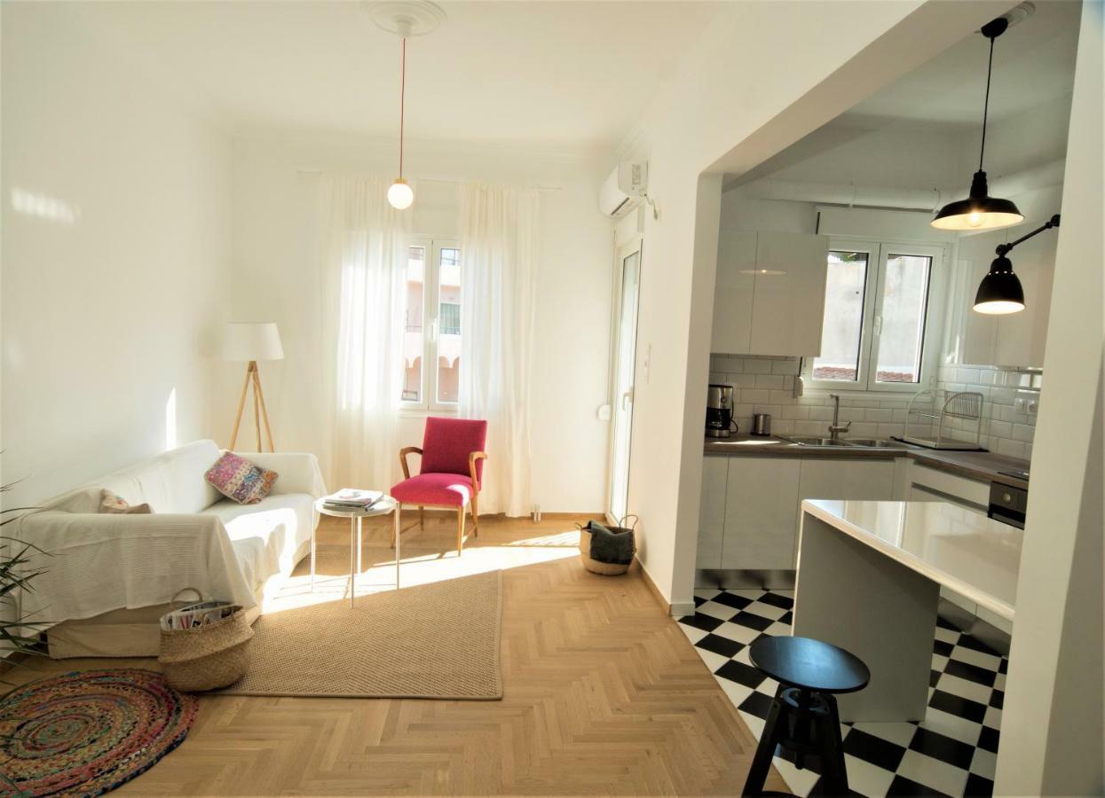 My Megaro Flat Lägenhet Aten Exteriör bild